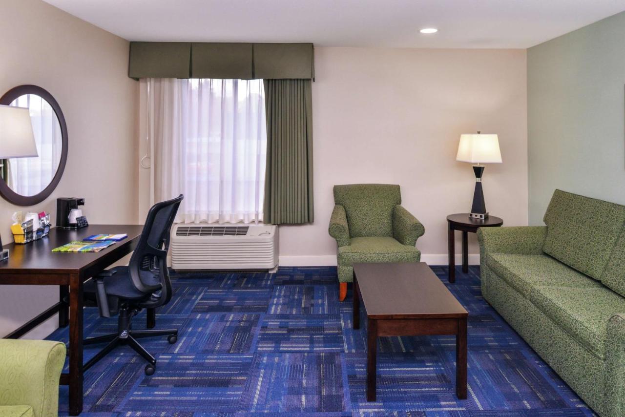 Hampton Inn Юджин Экстерьер фото