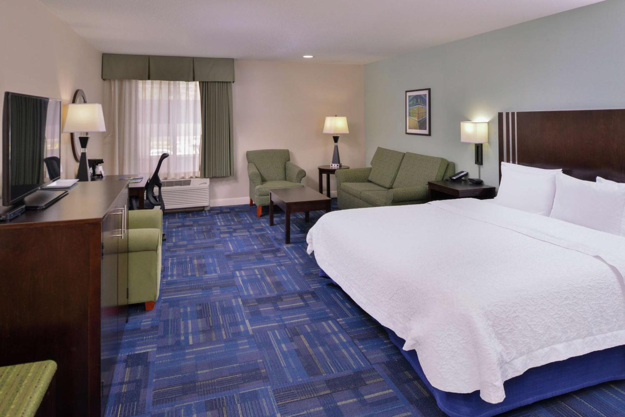 Hampton Inn Юджин Экстерьер фото